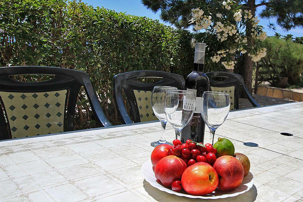 Beachfront House Ivana With Pool - Renovated 2025 세사리카 외부 사진